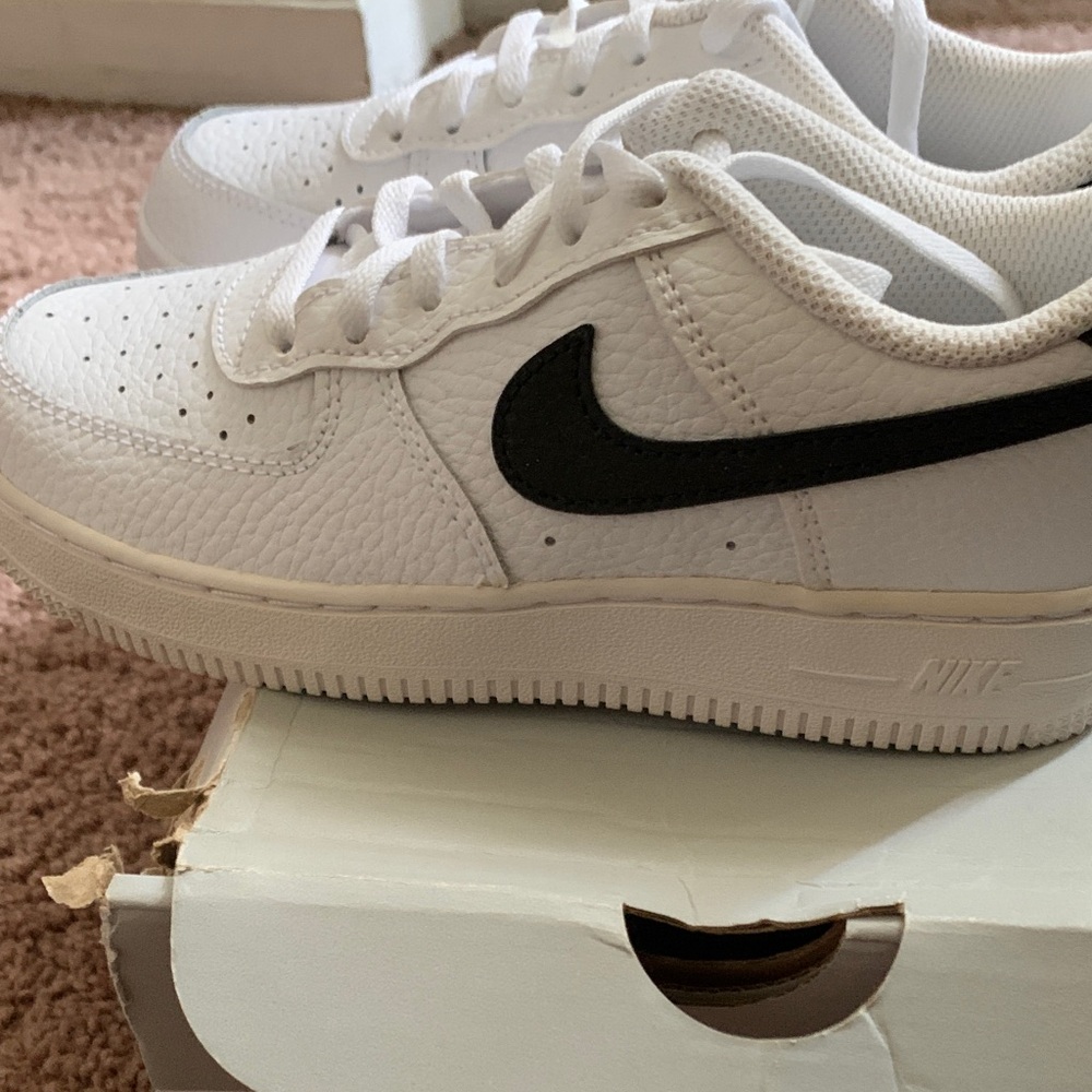 Nike Kids White and Black Sneakers